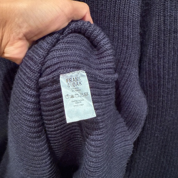 Frank & Oak navy knit sweater, size L - Picture 4 of 4